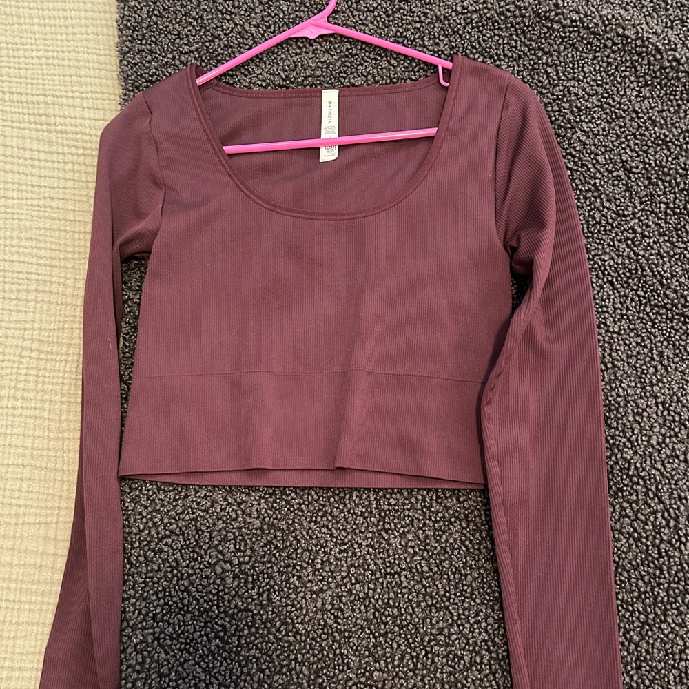 Athleta Long Sleeve Crop Top in Deep Purple